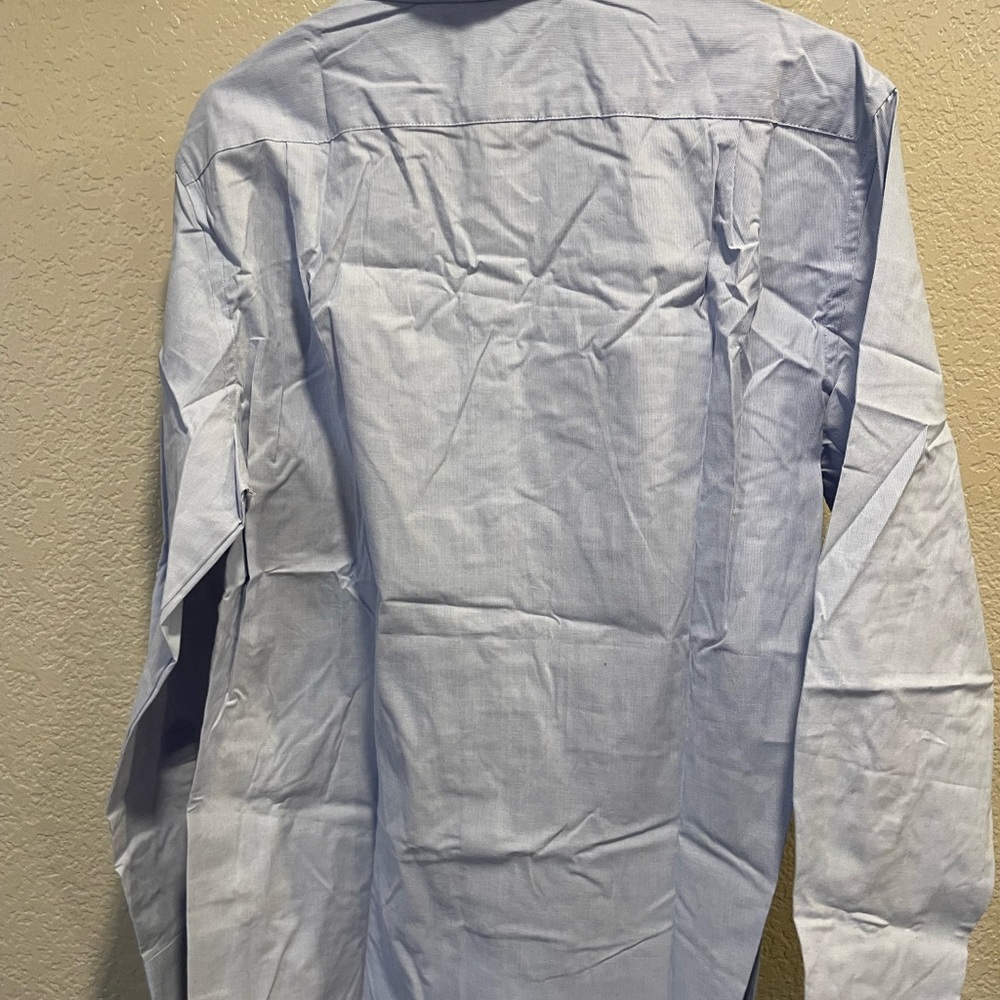 Tommy Hilfiger Button Up - Picture 3 of 4